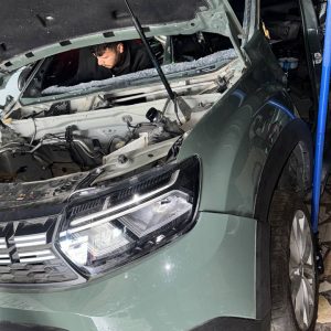 Dacia Duster 2 Çıkma Sol Ön Far