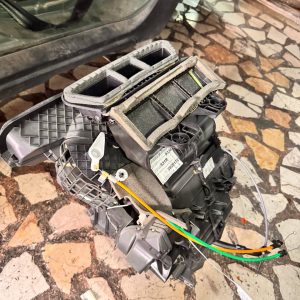 Dacia Duster 2 XJD Çıkma Kalorifer Kutusu Kazanı