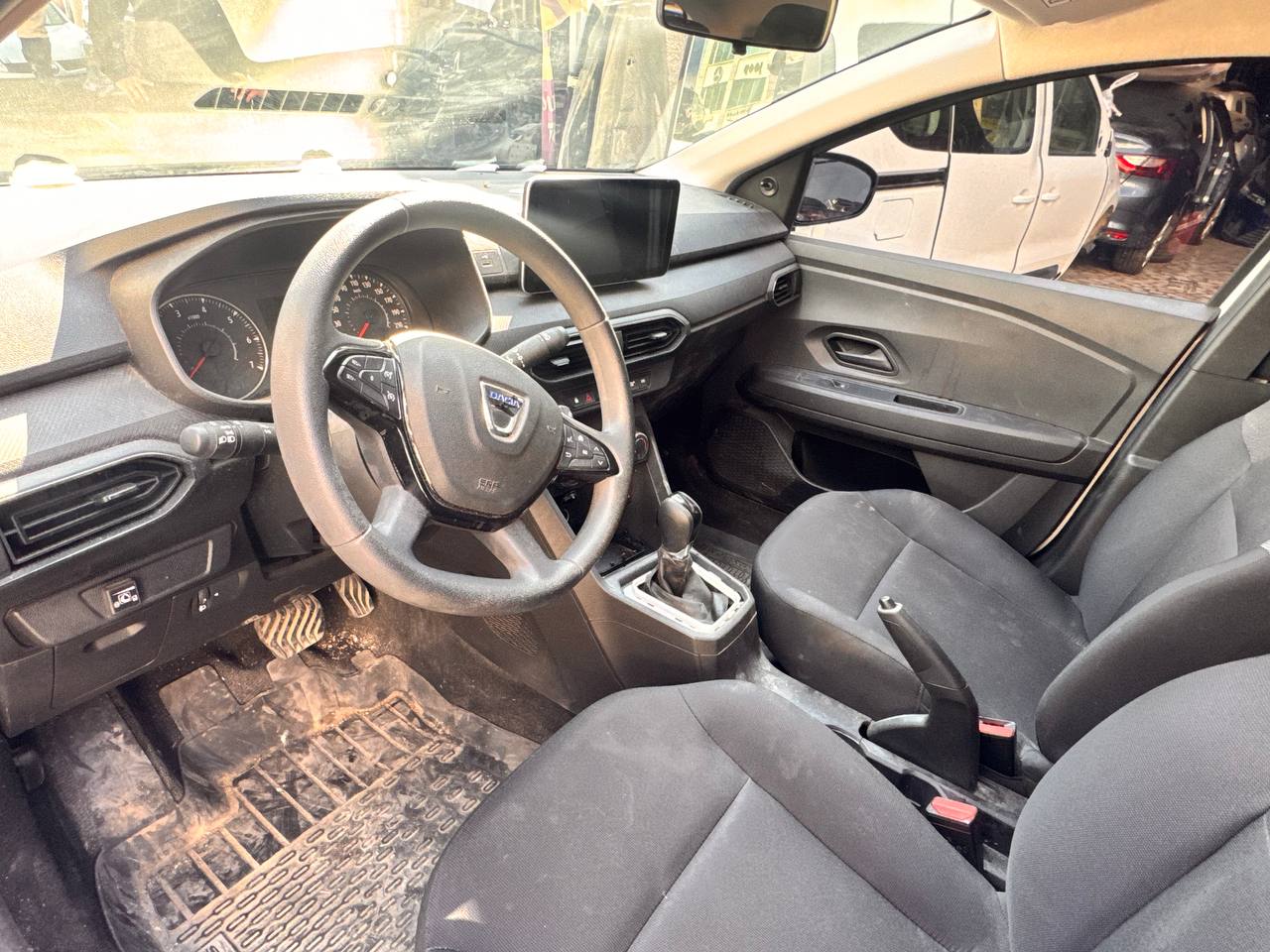 Dacia Sandero 3 Çıkma Sol Ön Şöför Koltuğu Dacia Sandero 3 Çıkma Sol Ön Şöför Koltuğu