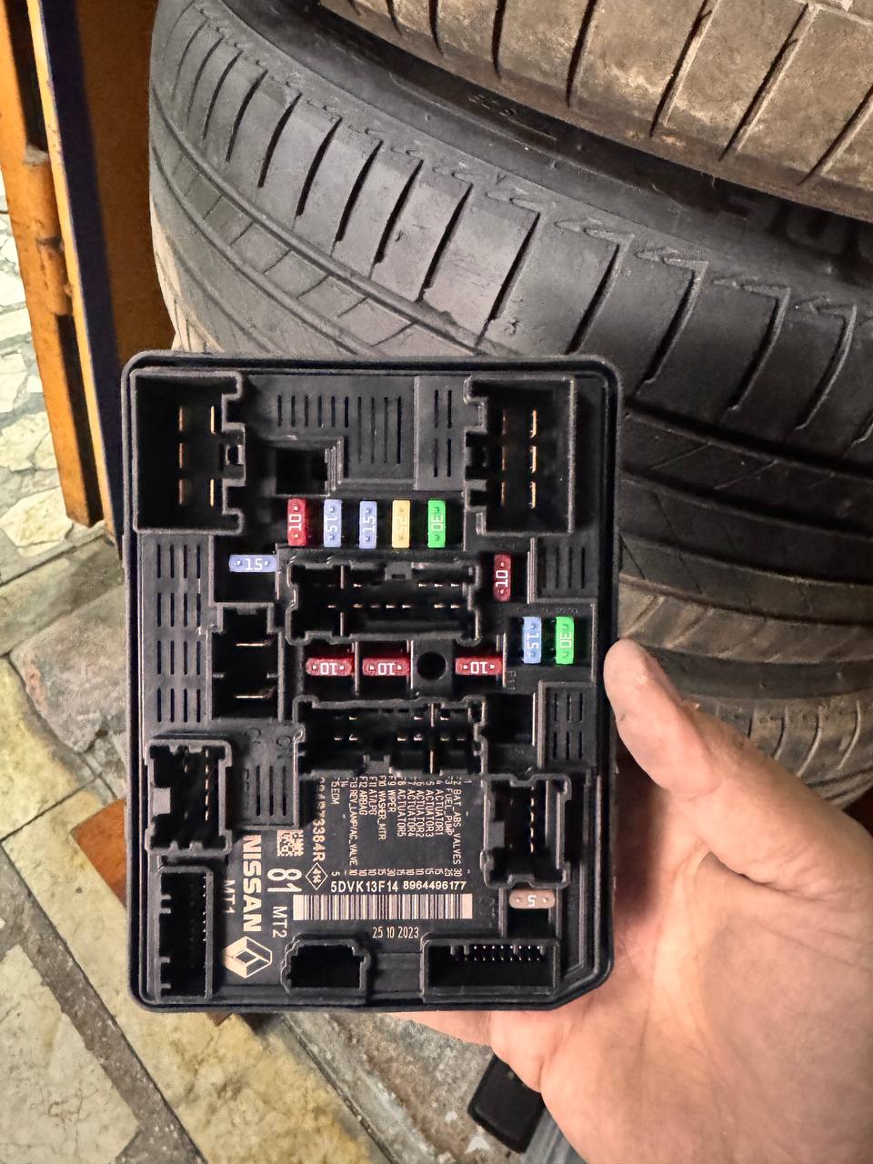 Renault Clio 5 Çıkma 1.0 Sigorta Tablası 284b73384r Renault Clio 5 Çıkma 1.0 Sigorta Tablası 284b73384r